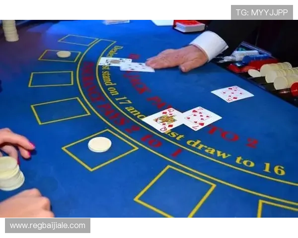 选择ag体育真人娱乐，体验最专业的真人荷官服务，感受真实赌场的魅力